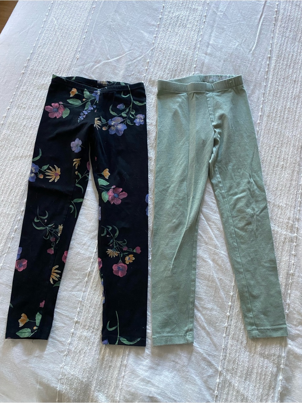 Old Navy Black Floral Legging & Sage Green Legging - 2-Pack